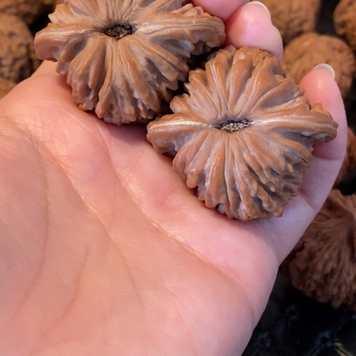 一***间核桃文玩四座楼 43