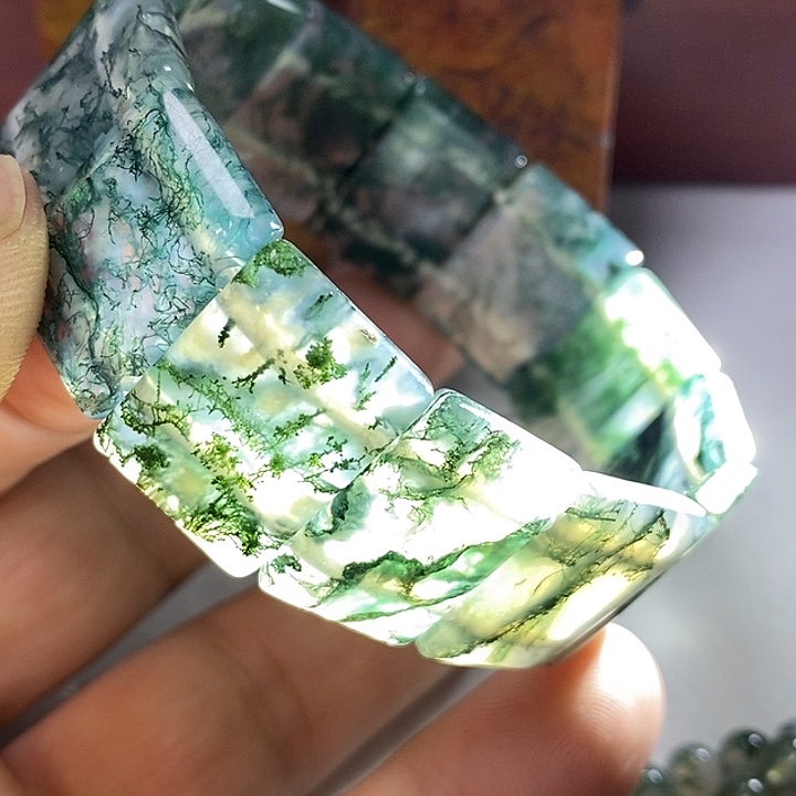 用***9玛瑙/玉髓未镶嵌颈饰