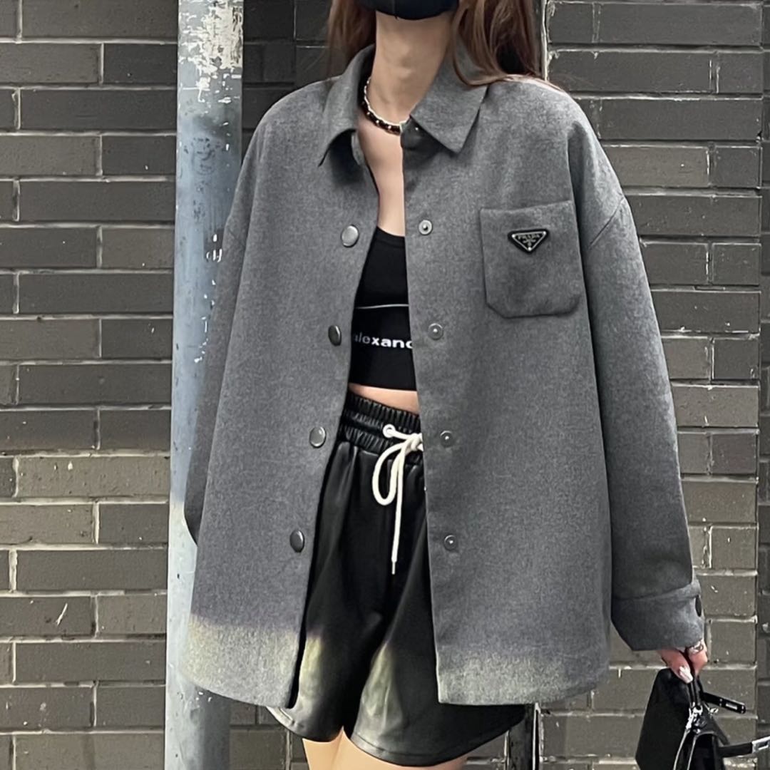 99新 Prada/普拉达 /外套/36码/Xsps13803