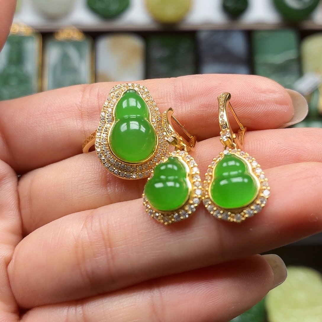 南***粥和田玉银S925镶嵌颈饰