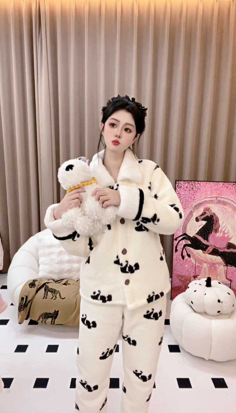 （软趴趴）冬季加厚保暖外穿睡衣女可爱减龄休闲加绒家居服套装