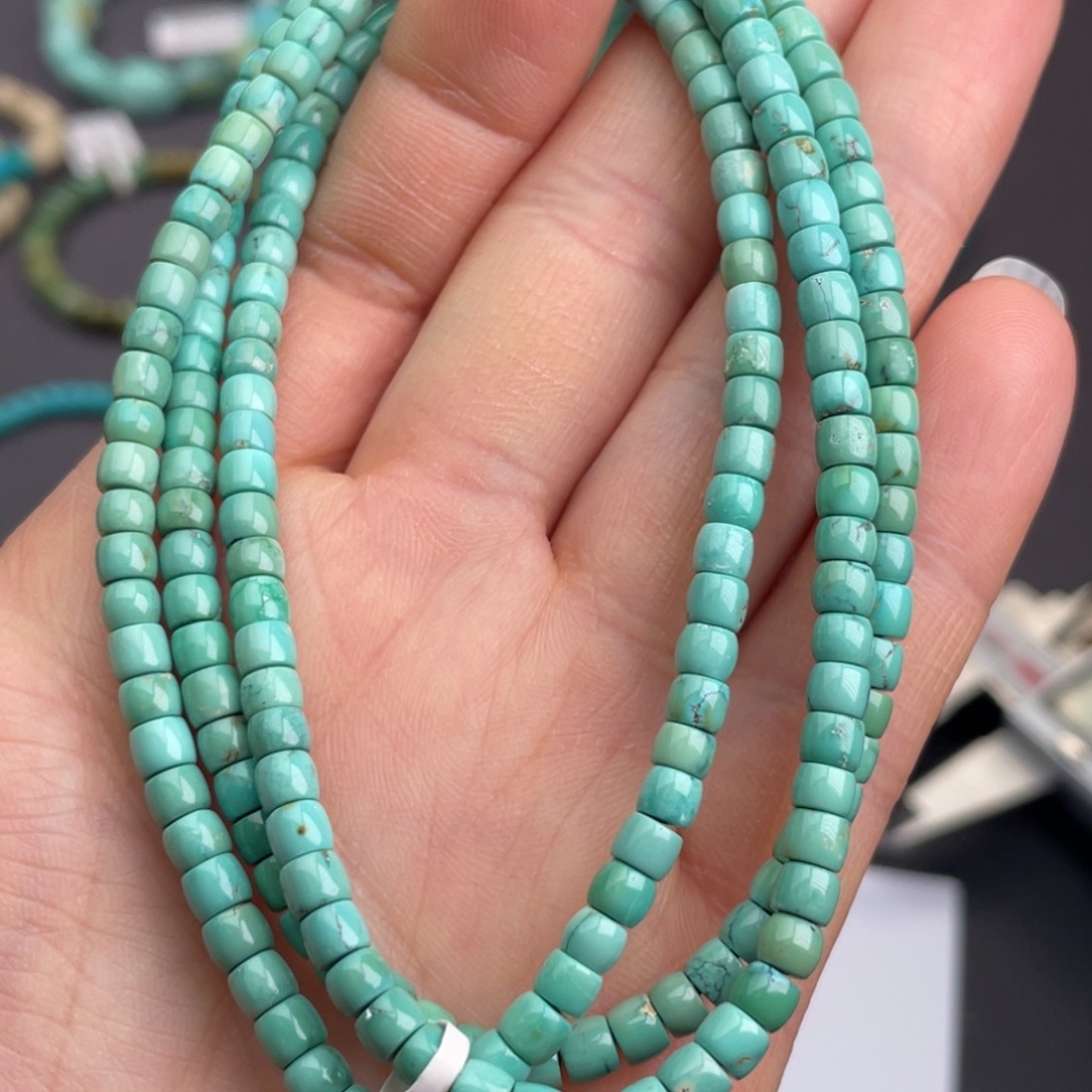 未镶嵌绿松石珠宝奇石