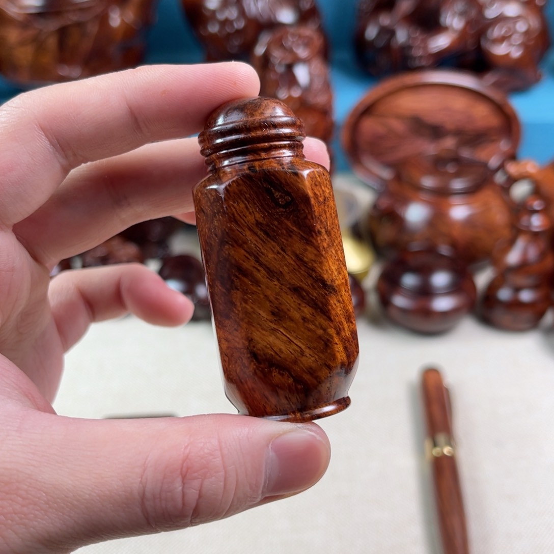 黄花梨/降香黄檀把件罐子