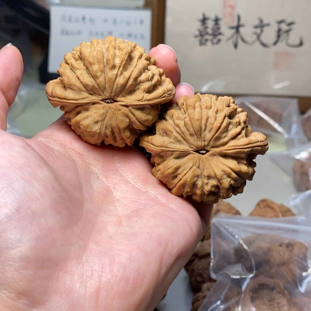 文玩核桃把件51官帽