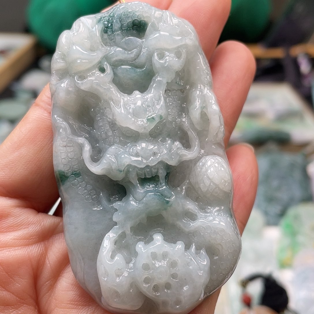 翡翠吊坠(不含链)未镶嵌