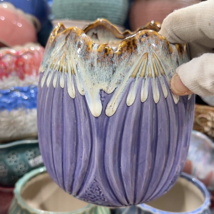 凑9块包邮，有孔，陶瓷花盆