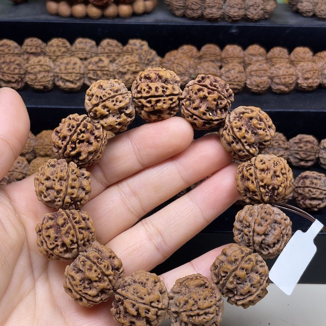 ****e手串金刚菩提25mm粗筋大梅花