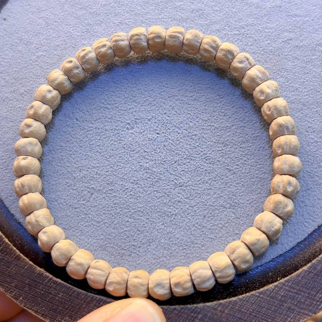 柏香籽/百香籽吊坠