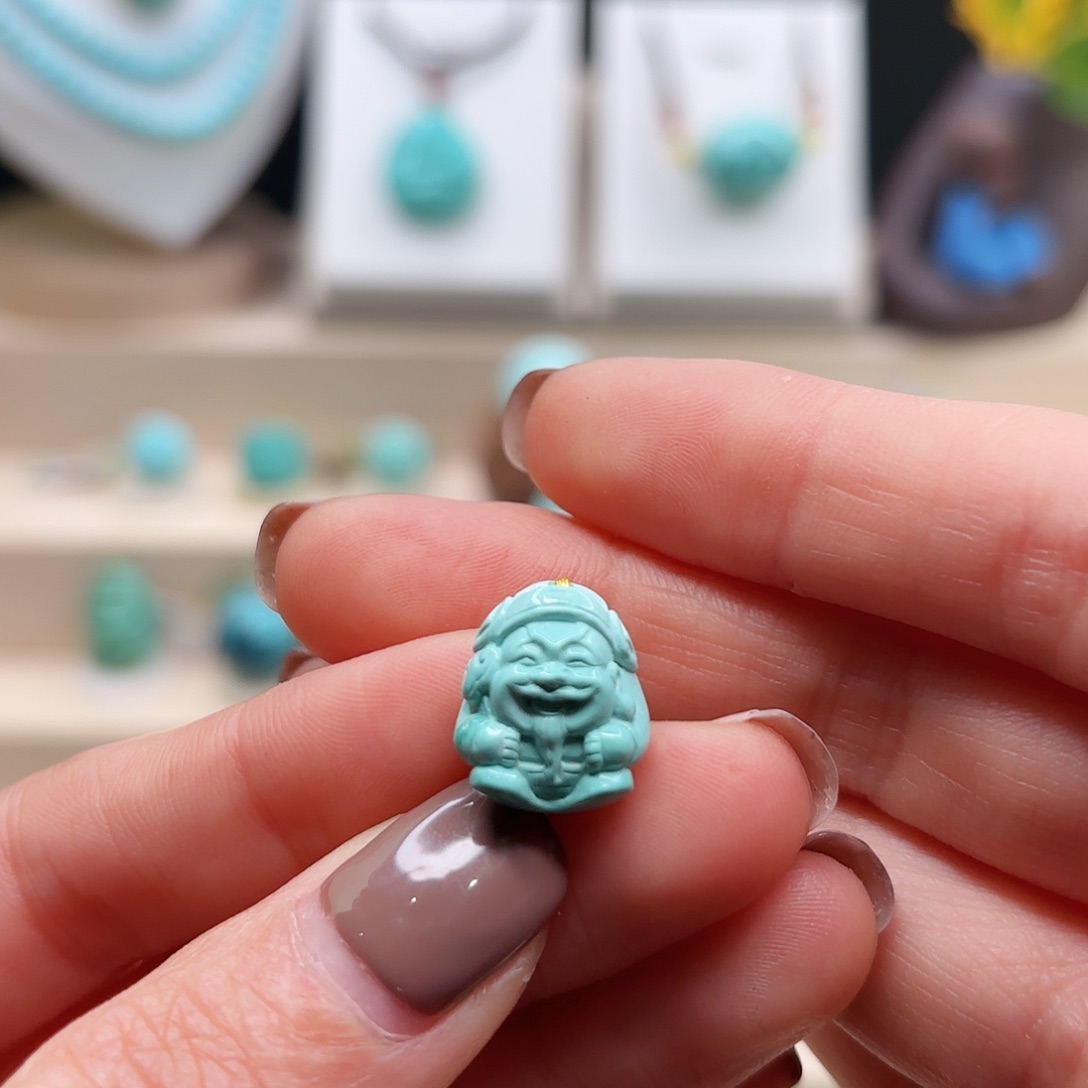 绿松石配饰未镶嵌