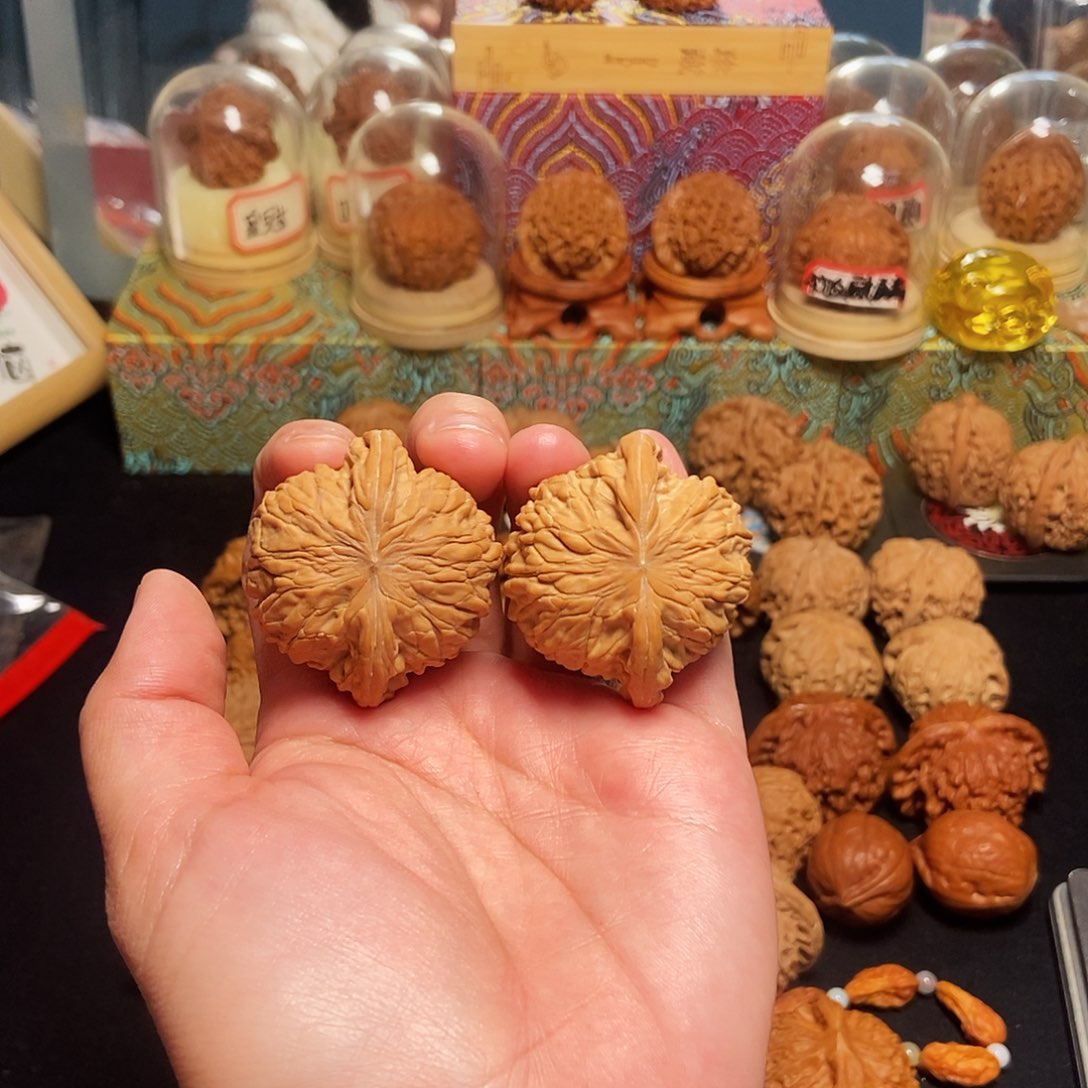 如***。猴头核桃吊坠43全品磨盘