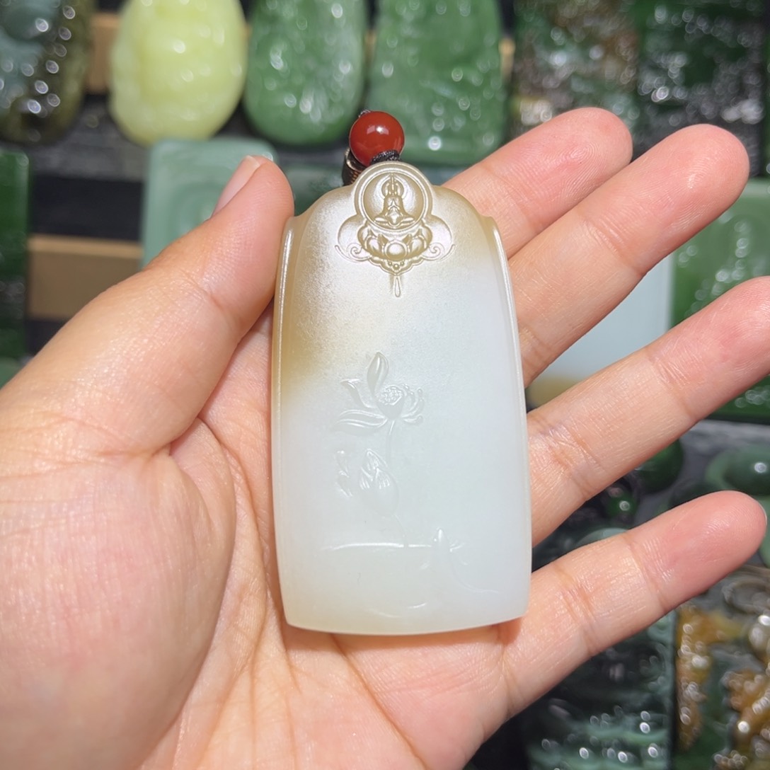 和田玉未镶嵌挂件