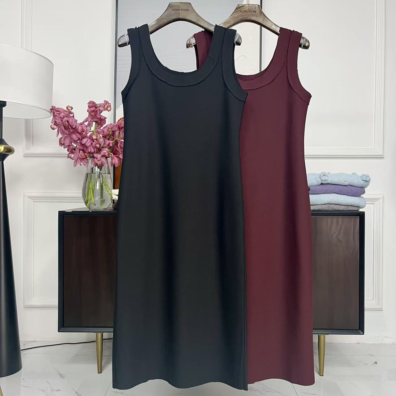 2025早春新款休闲时髦小黑裙显瘦内搭无袖背心裙918