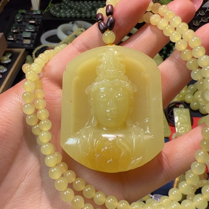 和田玉（黄玉）颈饰未镶嵌