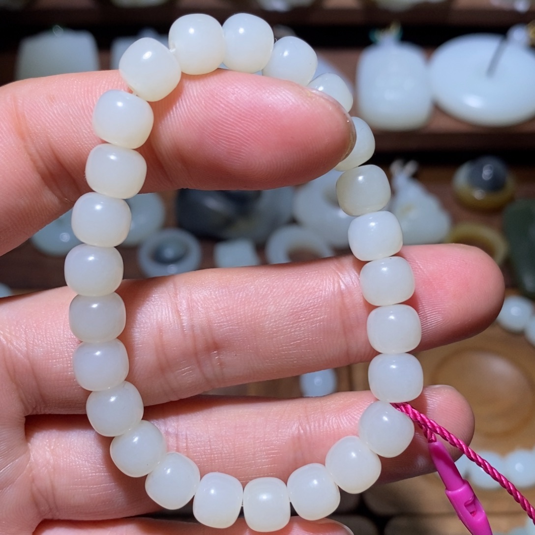 和田玉（糖玉）未镶嵌手链