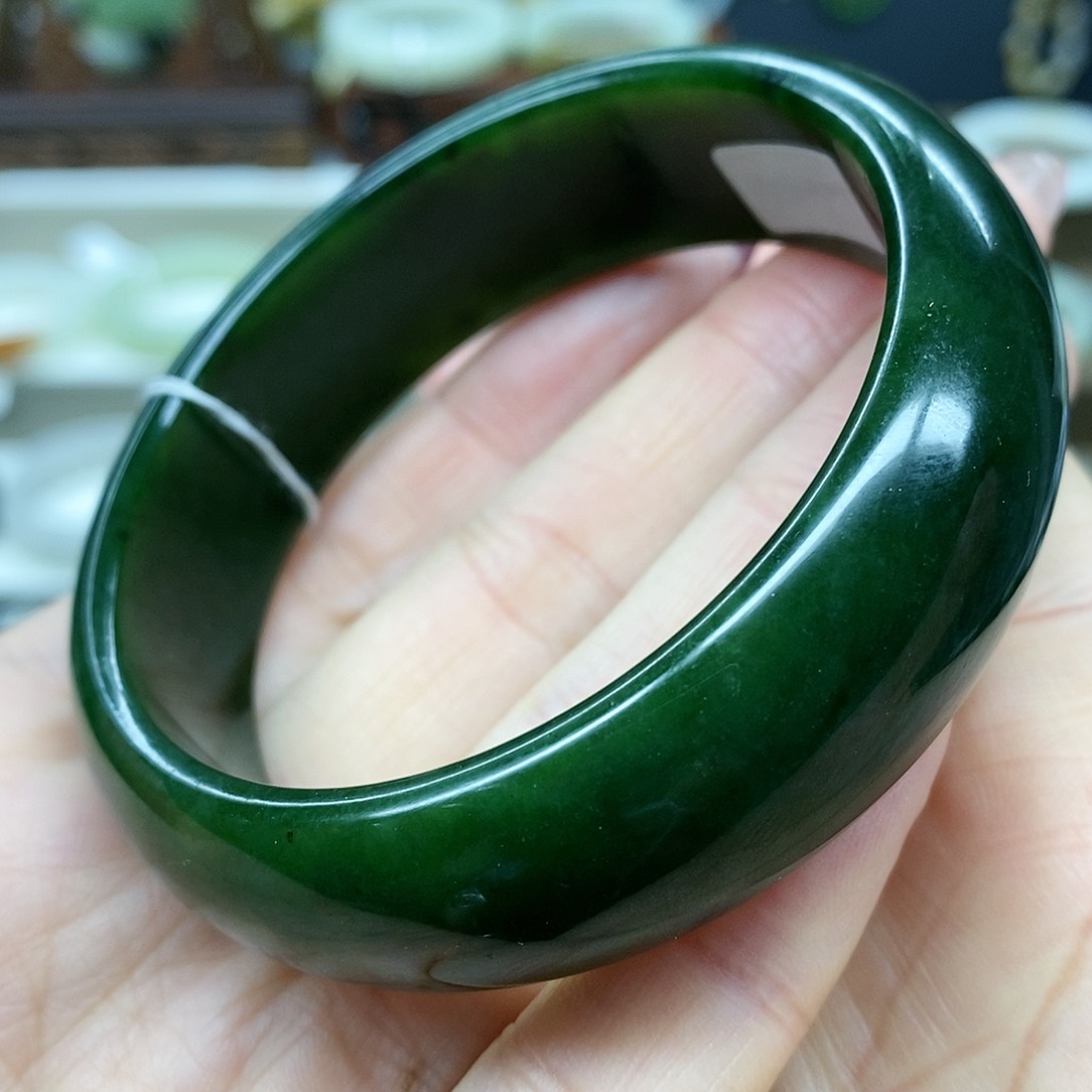 【闪购商品】和田玉（碧玉）手镯未镶嵌