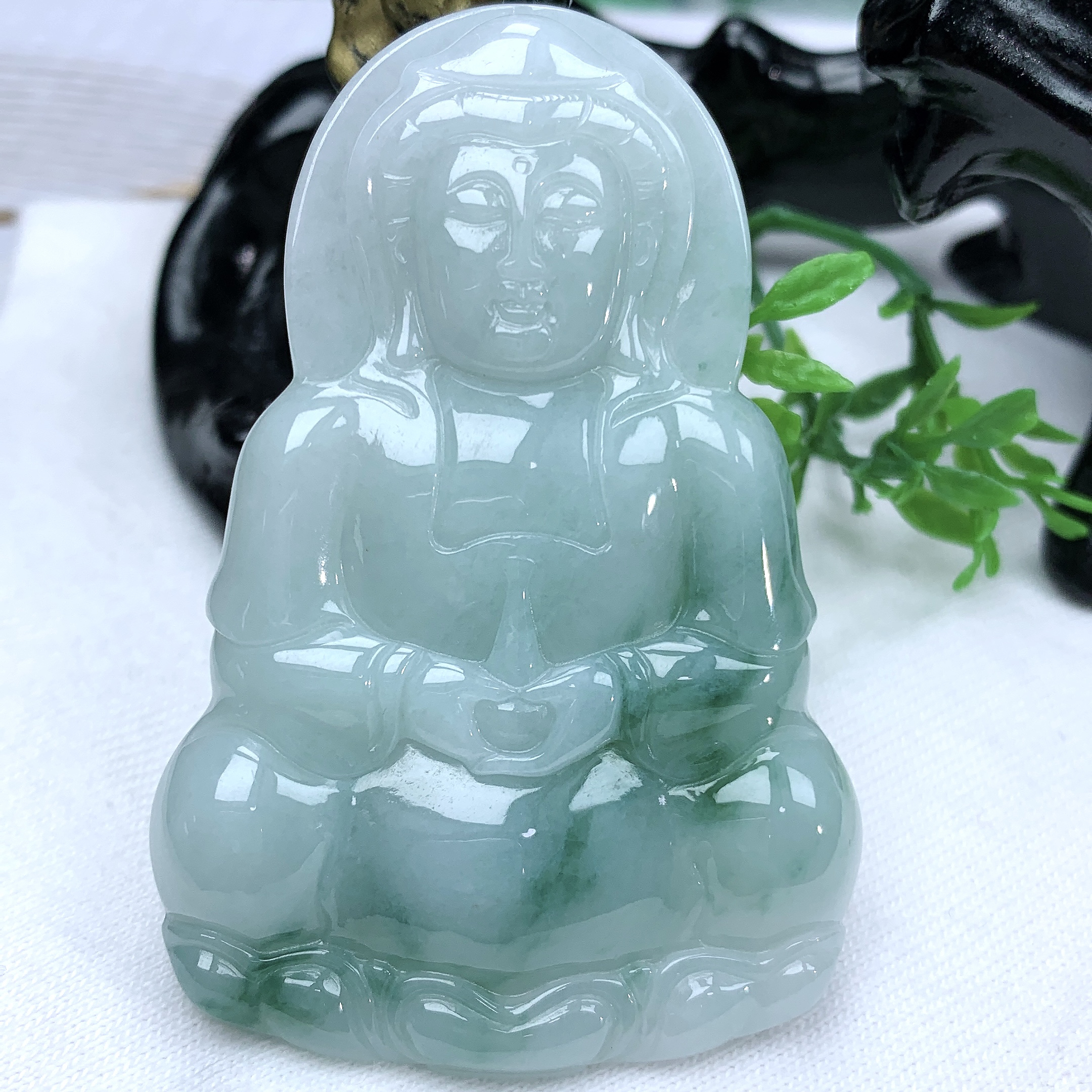 天然缅甸翡翠A货冰润飘花观音吊坠挂件尺寸61−40−6mm