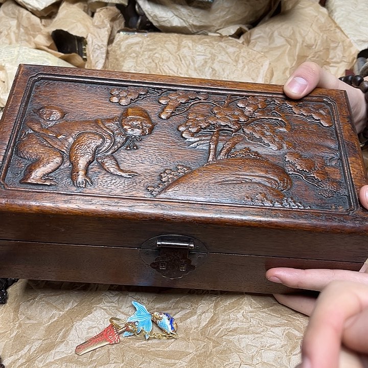 大叶紫檀（黑酸枝木类）