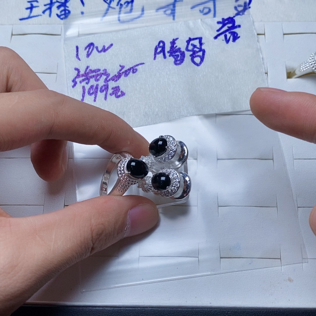 未镶嵌定制翡翠腾***玩翡翠