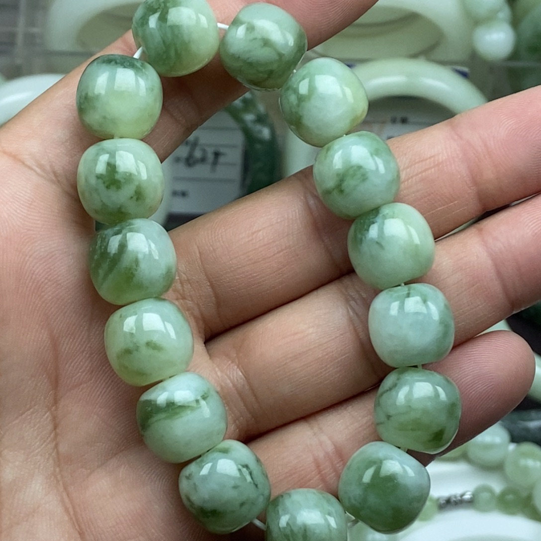 蛇纹石玉未镶嵌手链