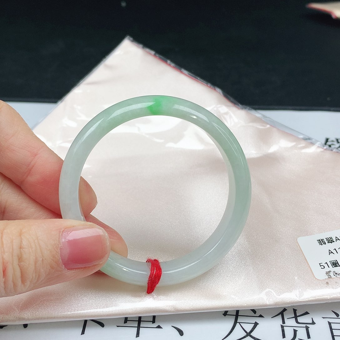 翡翠手镯未镶嵌004正