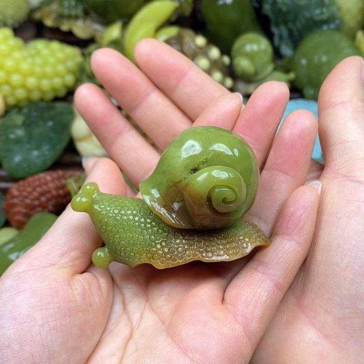 蛇纹石玉手把未镶嵌