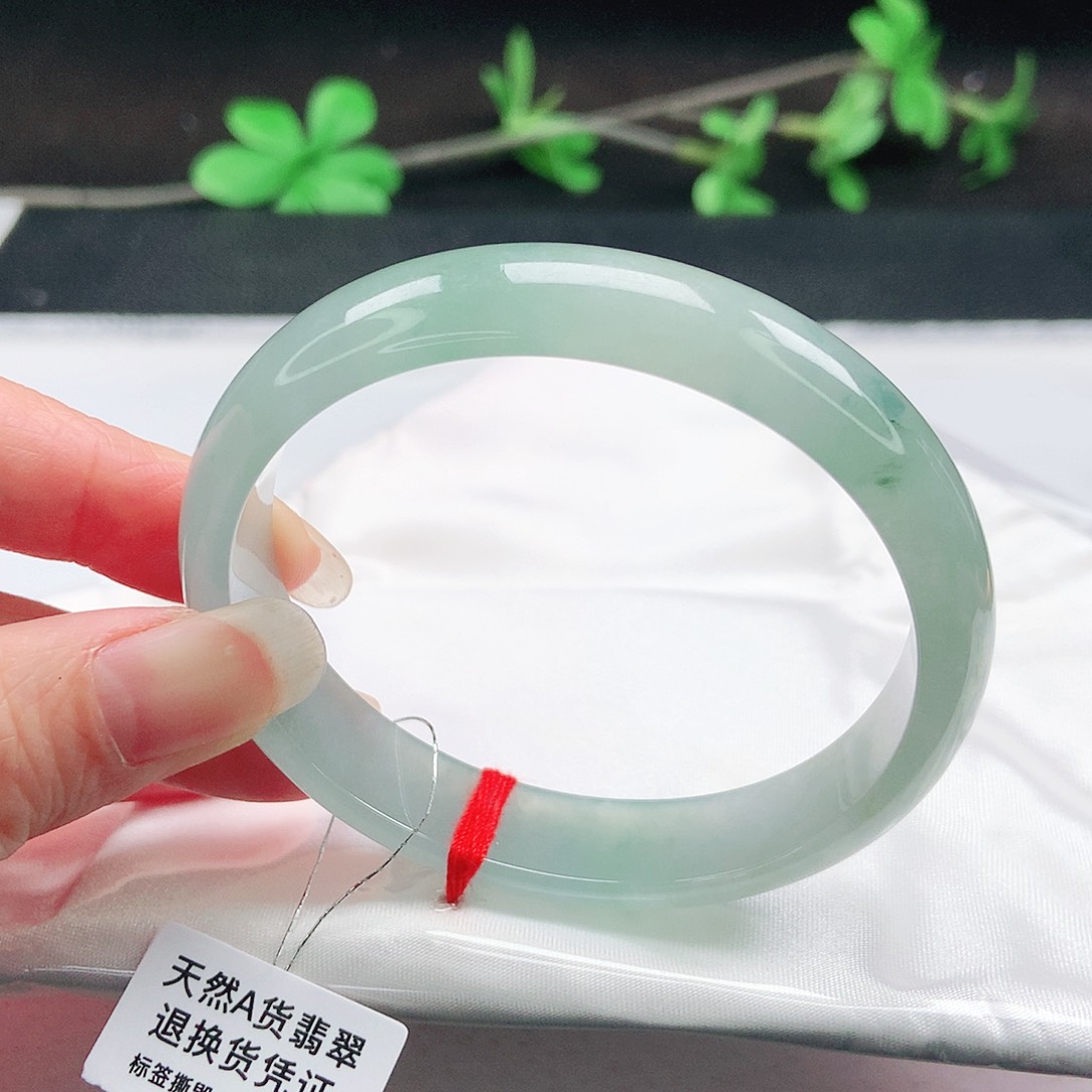 未镶嵌手镯翡翠B****o58贵妃