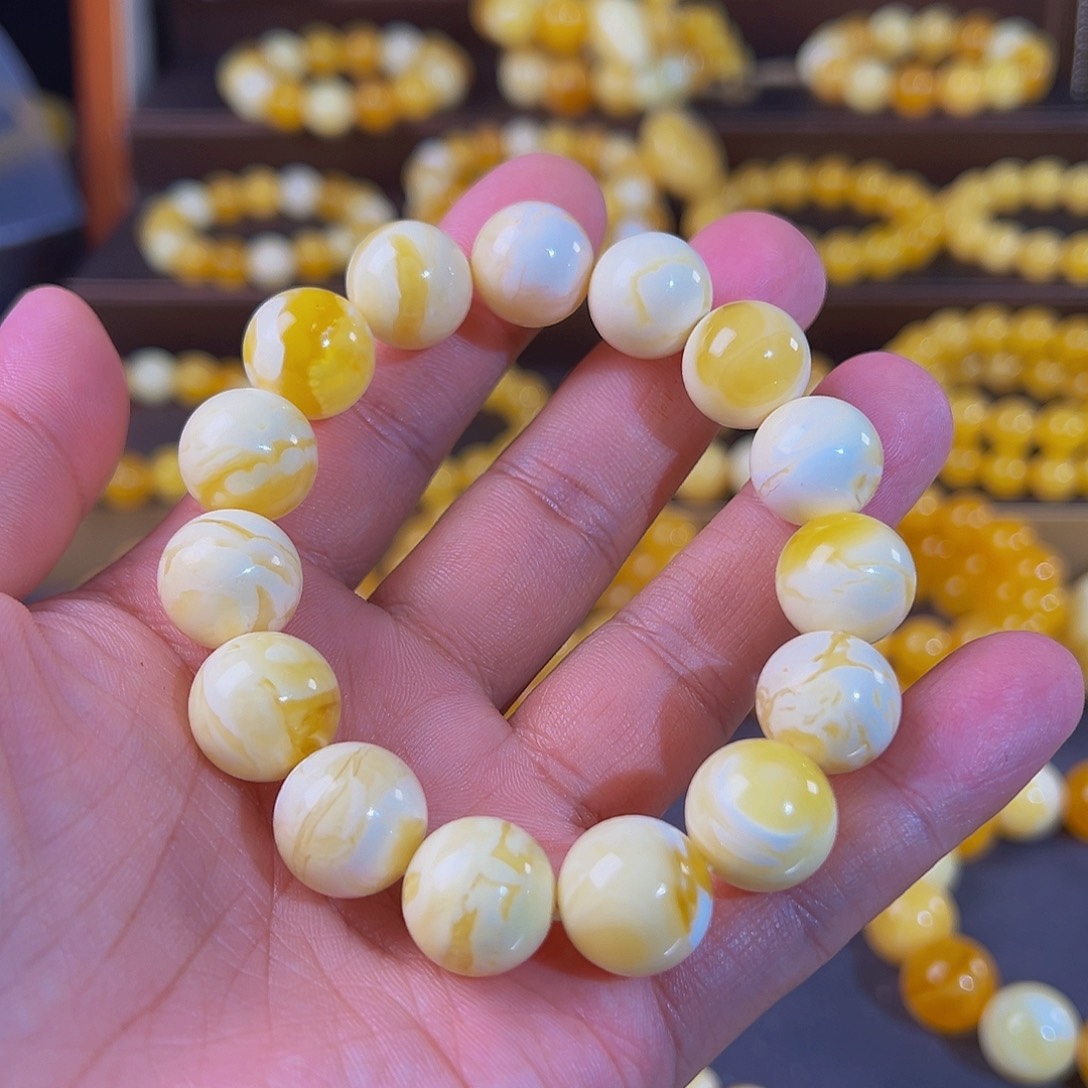 琥珀裸石未镶嵌14 m瓷的溶洞手串