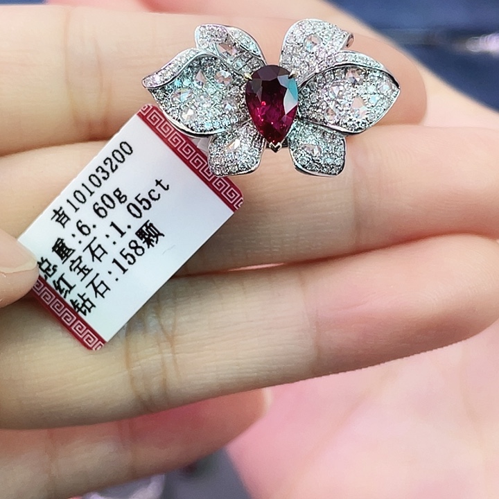 戒指红宝石18K金镶嵌11.05克拉鸽血红两用戒