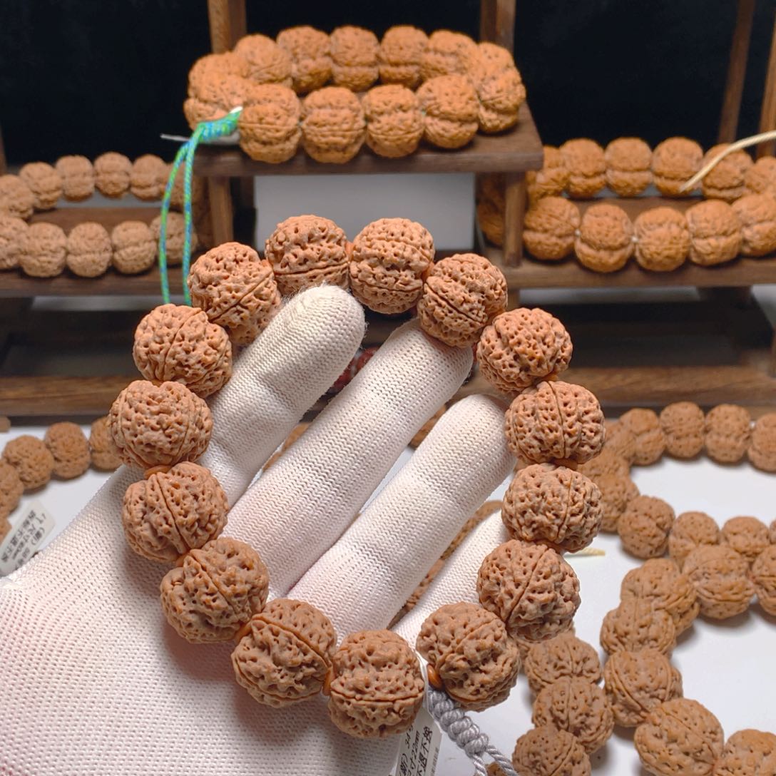 金刚菩提手串朴**哥22尺峰王