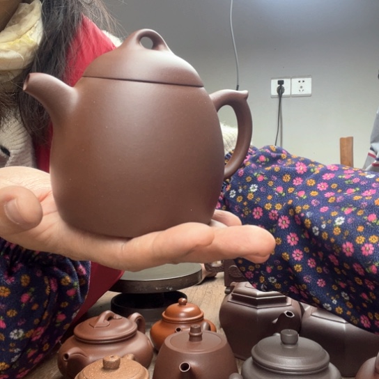 紫砂茶壶一****州泥料底槽清