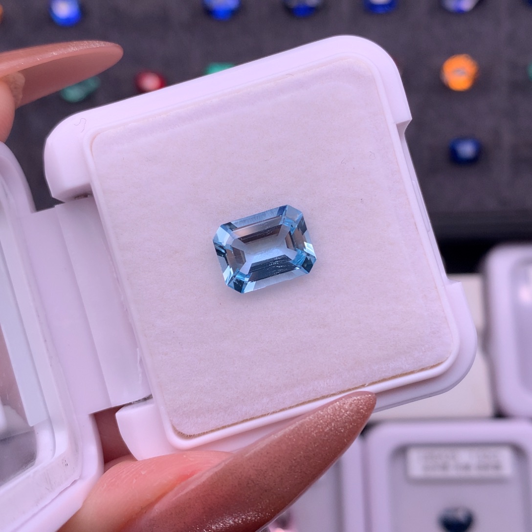 海蓝宝石裸石未镶嵌2.36ct圣玛利亚GRC