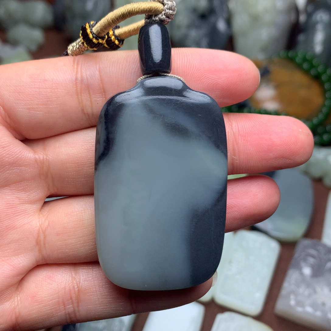 和田玉挂件未镶嵌