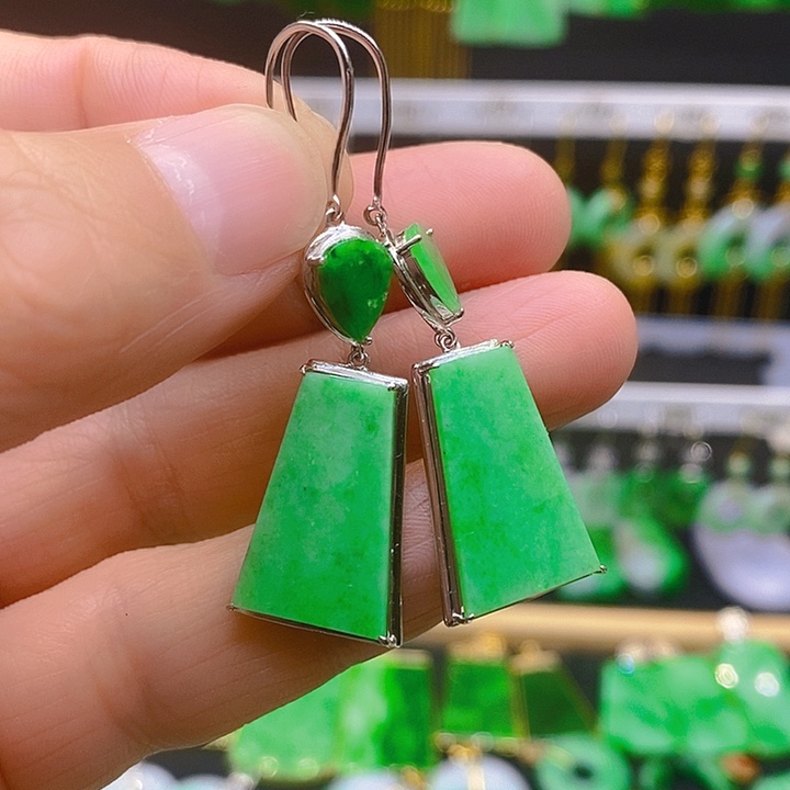 翡翠耳饰18K金镶嵌耳坠