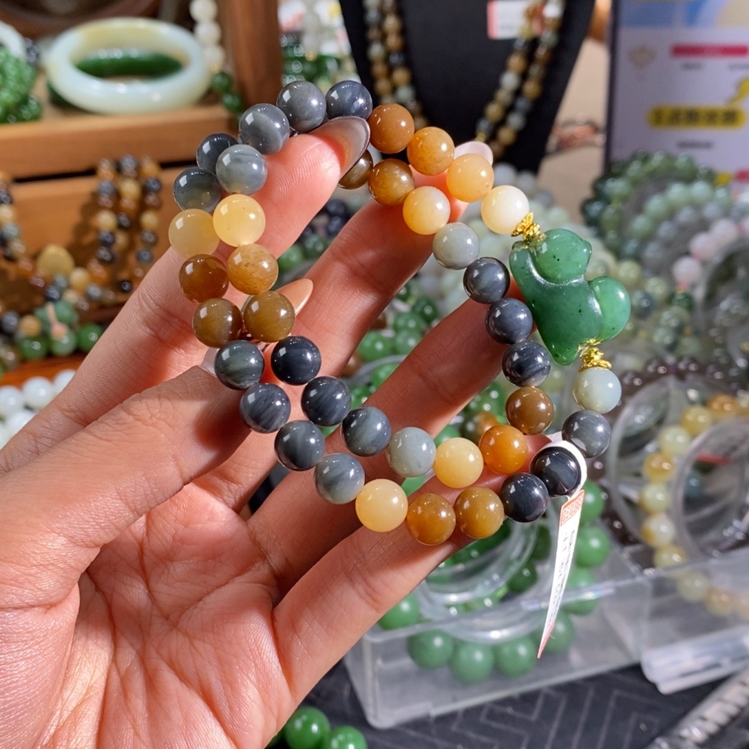 和田玉未镶嵌手链