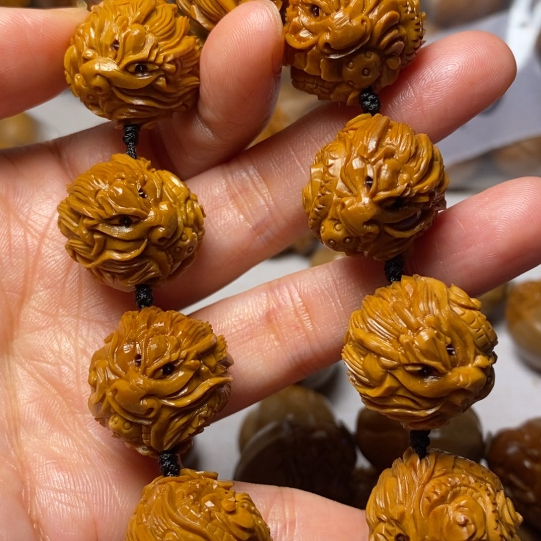 橄榄核手串/手链九龙献瑞