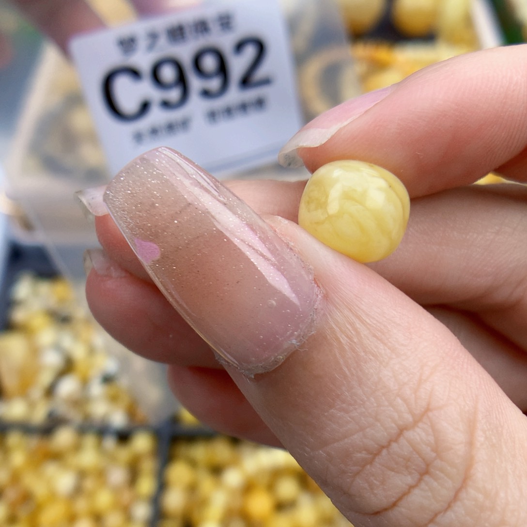 未镶嵌琥珀裸石10