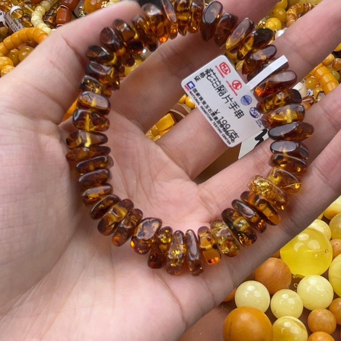 琥珀珠宝奇石未镶嵌