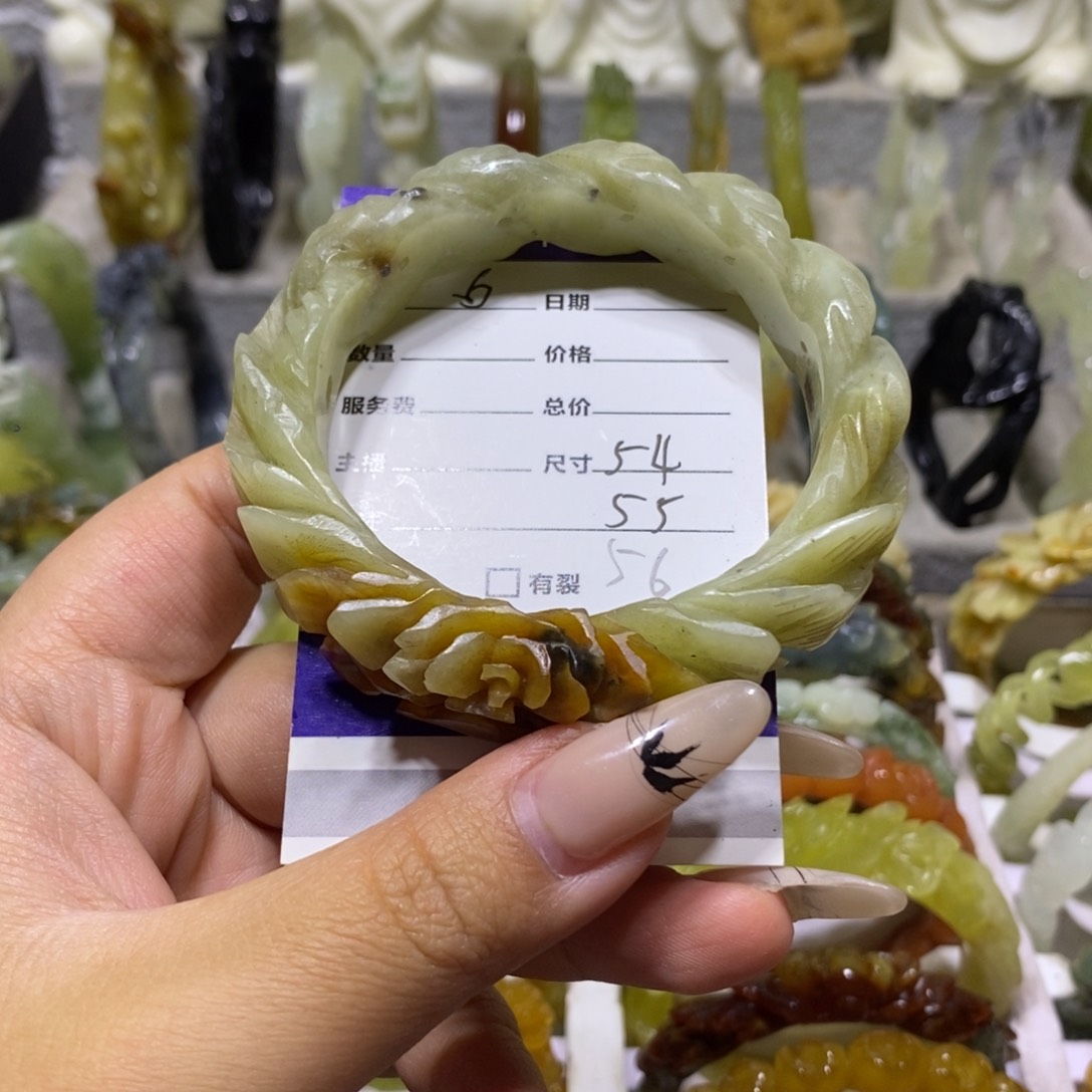 【闪购商品】未镶嵌蛇纹石玉手镯