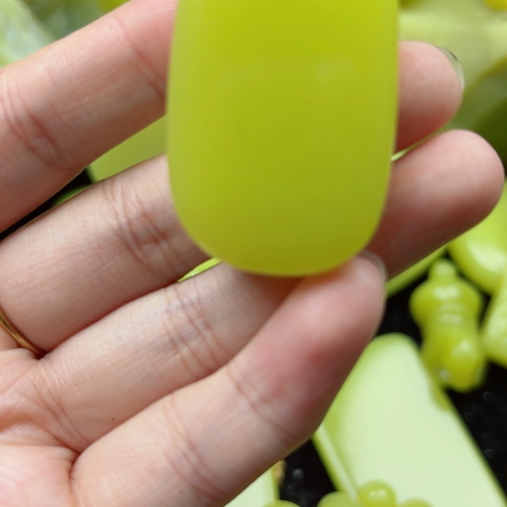 大***莎布新疆黄玉无事牌