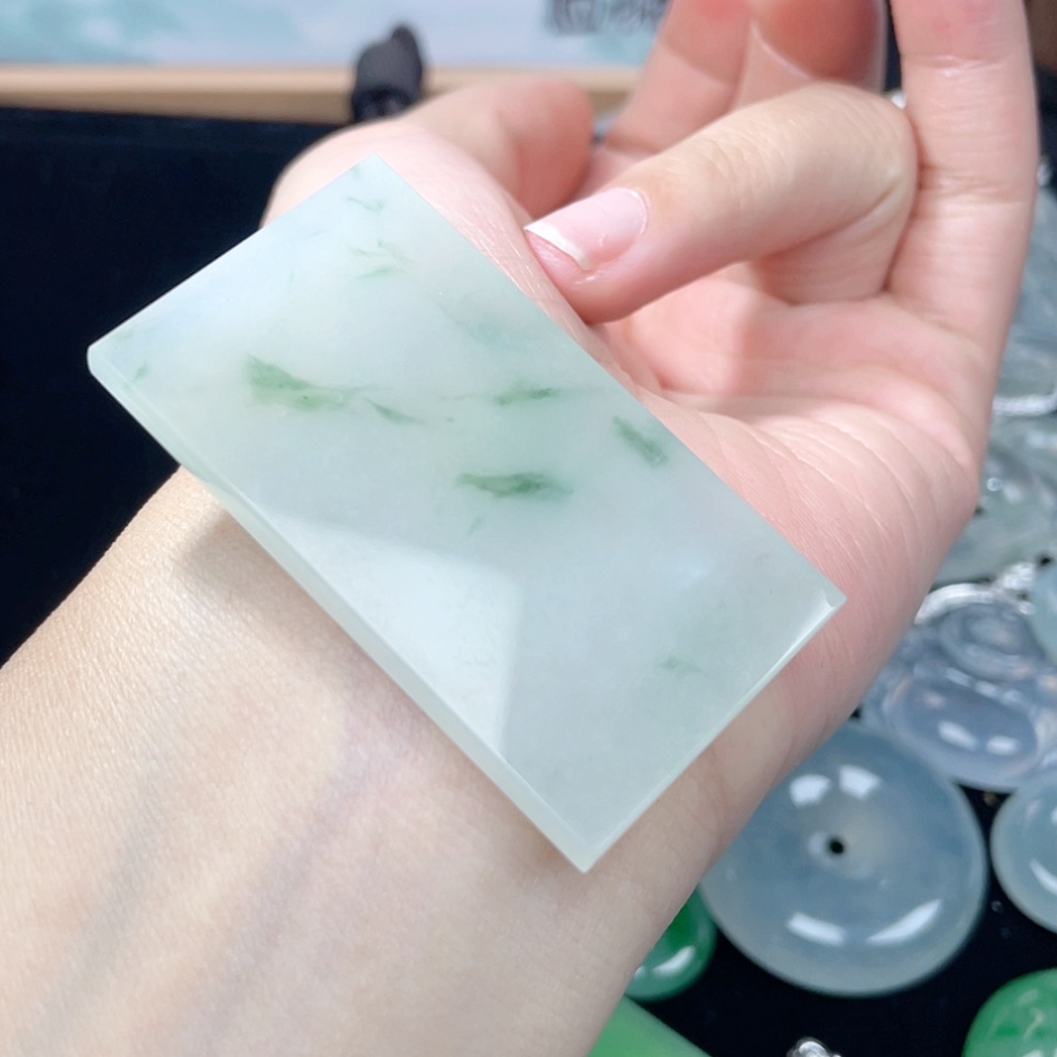 【闪购商品】翡翠颈饰未镶嵌翡翠