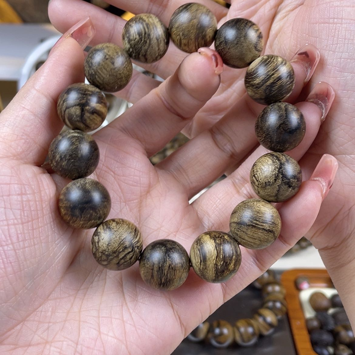 【闪购商品】沉香手串泳*越南沉香