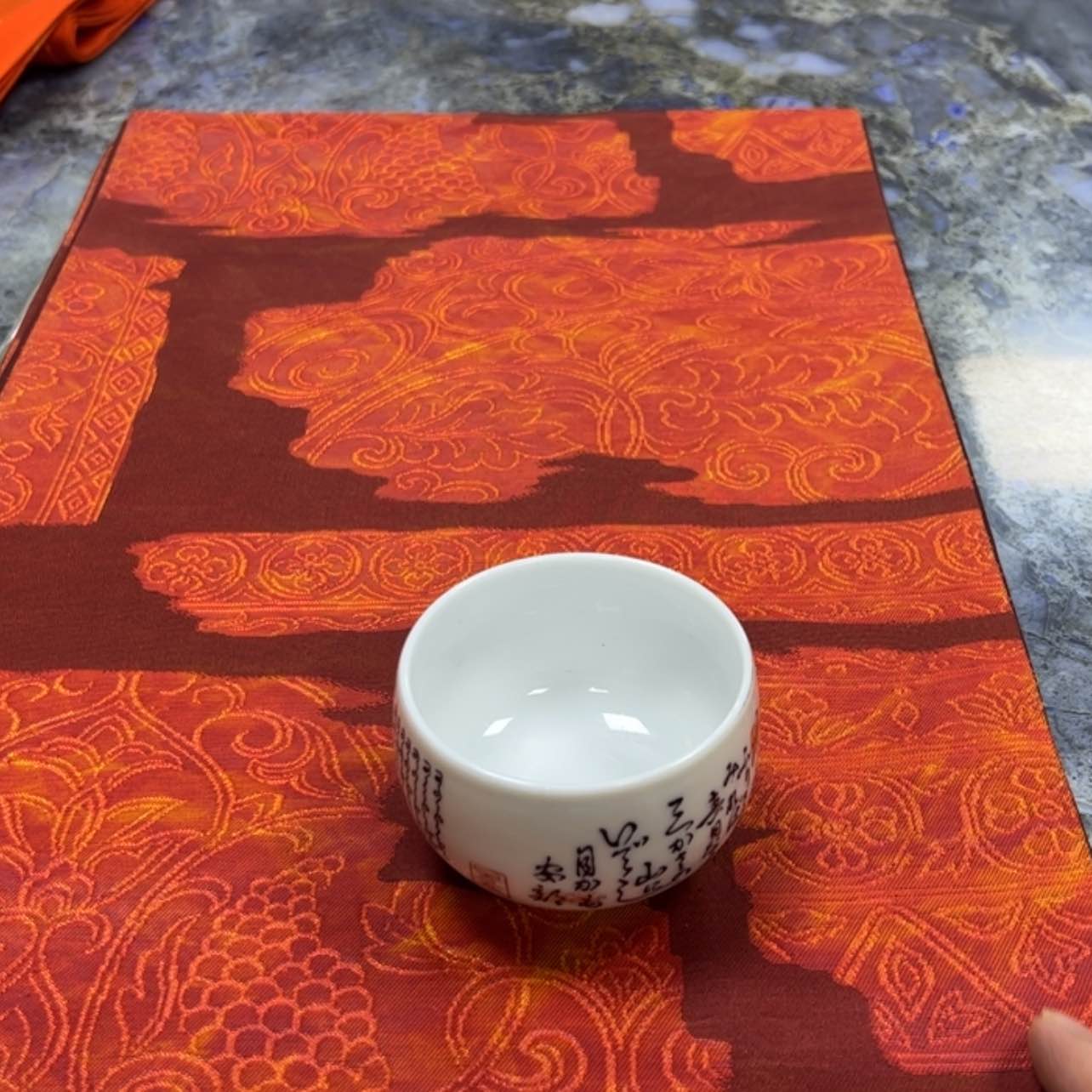 【闪购商品】由*陶瓷马克杯带盖勺