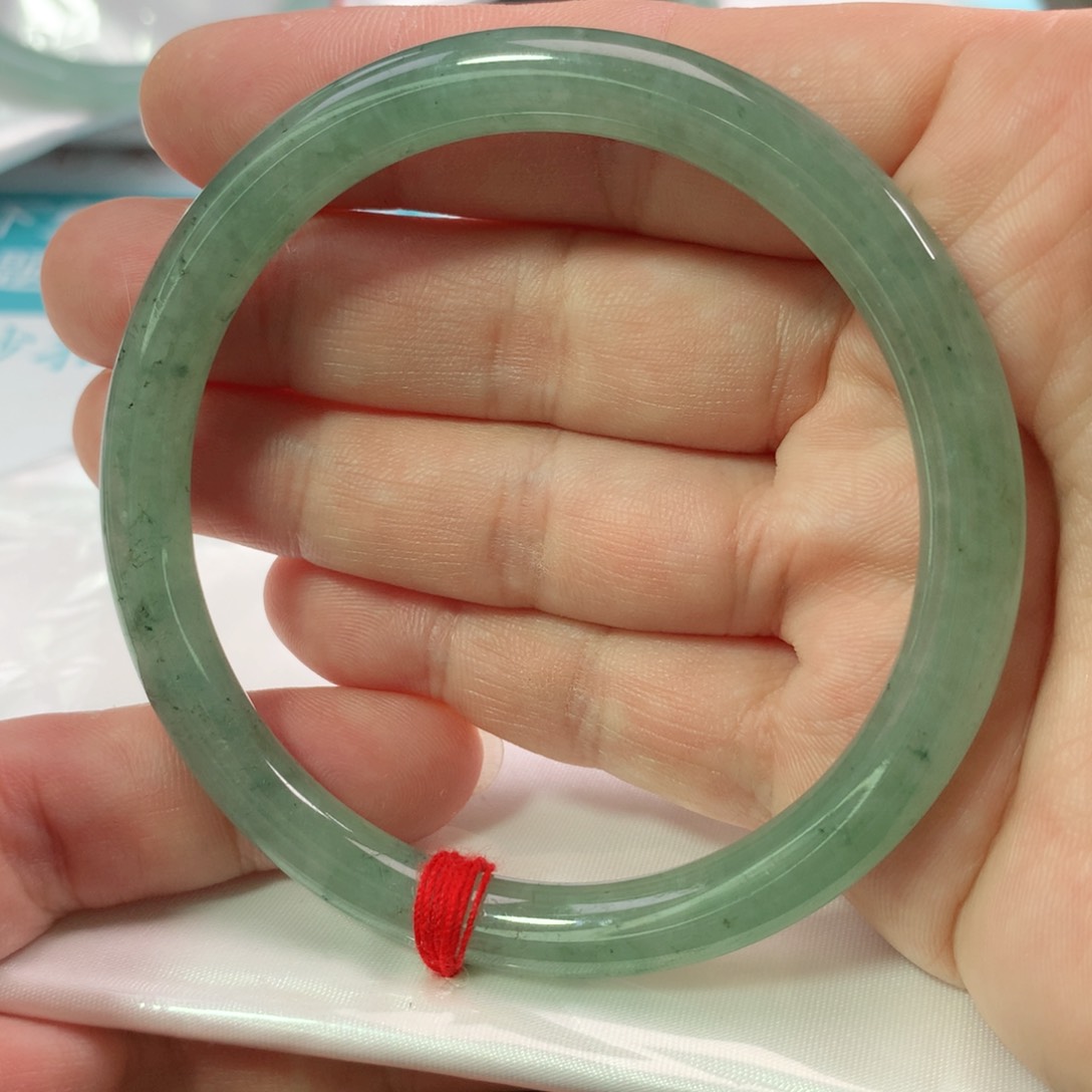 翡翠手镯未镶嵌0458号