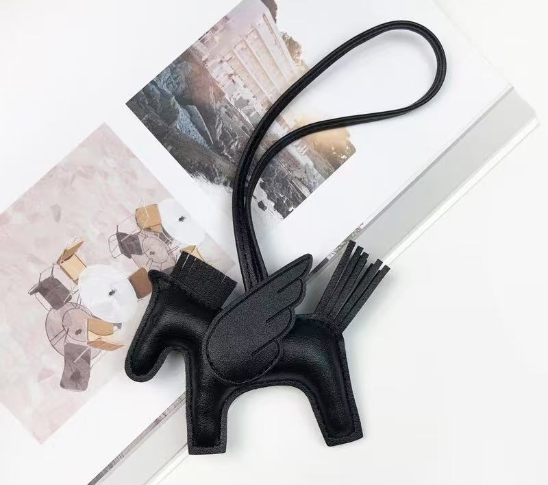 25c  牛仔 jennie 同款hobo腋下 /小马挂件