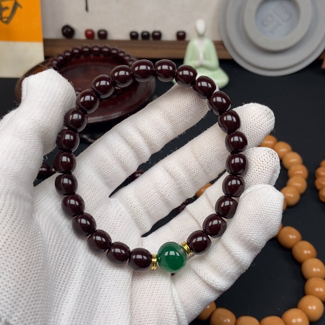 核桃手串/手链T****。猴头猴头核桃等等