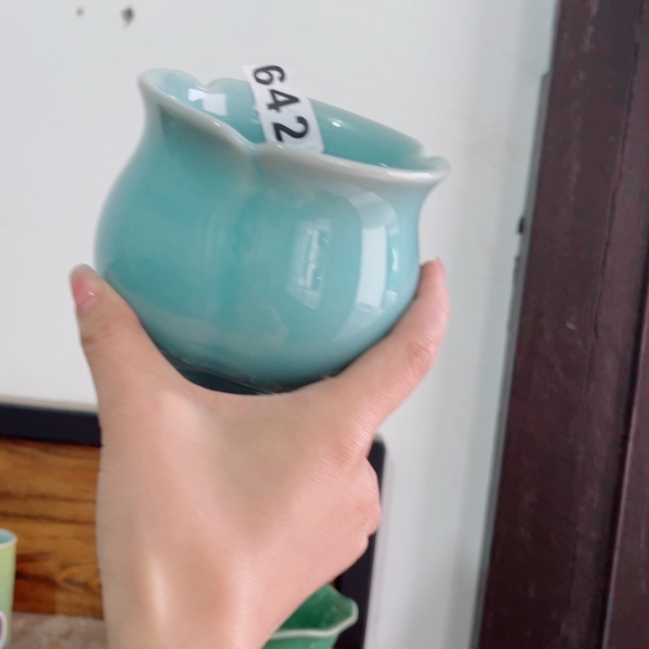 青瓷哈哈哈哈哈哈哈哈哈