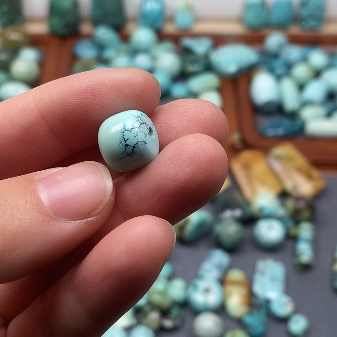 绿松石珠宝奇石未镶嵌