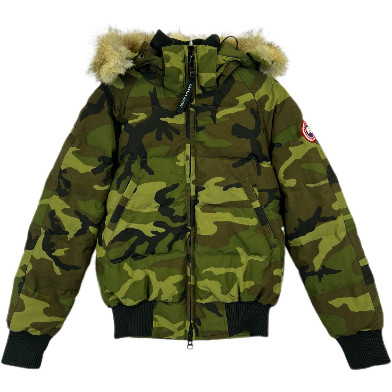 010431 Canada Goose/加拿大鹅 迷彩连帽短款羽绒服 S码