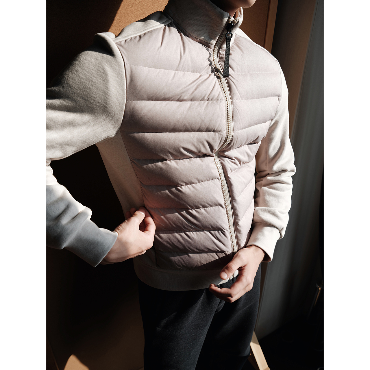 GTAL美式休闲典范轻薄拼接排骨羽绒服90白鸭绒刺绣立领保暖外套