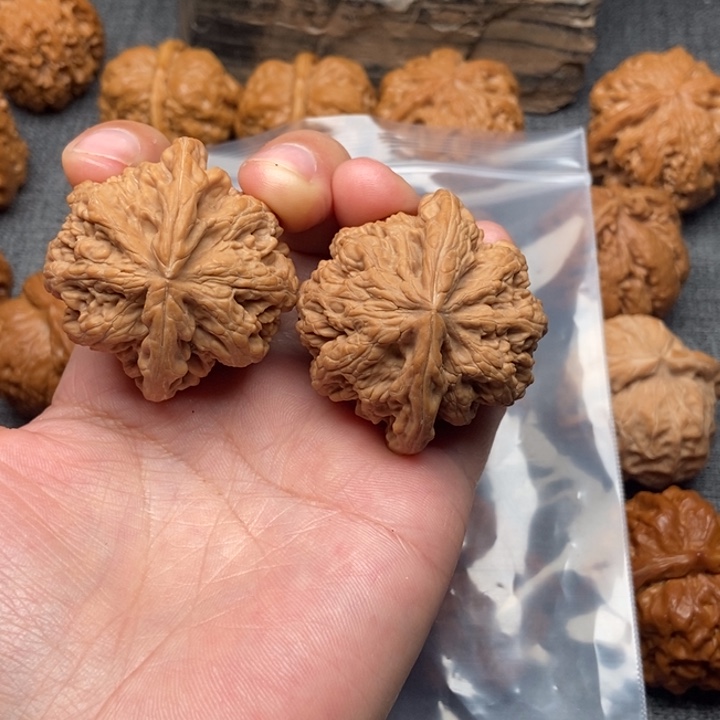 把件文玩核桃笑**生粗筋44